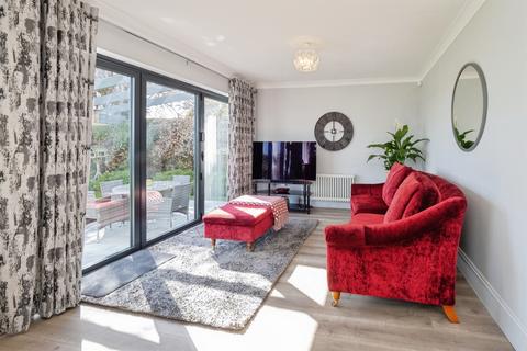 4 bedroom detached house for sale, Howl Lane, Hutton, Driffield