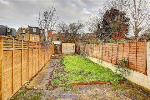 3 bedroom semi-detached house for sale, East Road, Kingston KT2