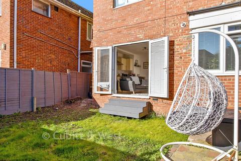 1 bedroom ground floor flat for sale, Broadwater Road, Worthing, West Sussex