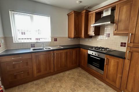 2 bedroom flat to rent, St Mary's Court, Burry Port