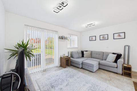 2 bedroom semi-detached house for sale, Canterbury Road, Farnborough, Hampshire, GU14