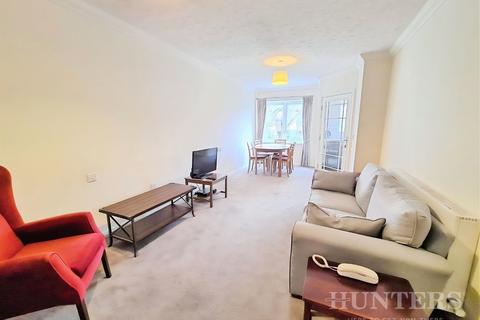 1 bedroom retirement property for sale, Laurel Lodge, Denmark Road, Carshalton, SM5 2FQ