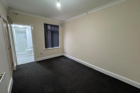 3 bedroom property to rent, Highfield Road, Coventry, CV2