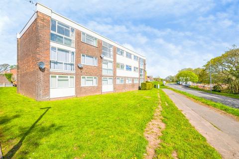 1 bedroom flat for sale, Glenwood, Llanedeyrn, Cardiff