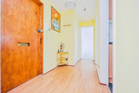 1 bedroom flat for sale, Glenwood, Llanedeyrn, Cardiff