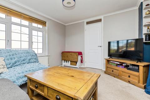 1 bedroom flat for sale, Somergate, Horsham, RH12