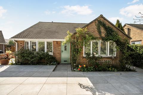 3 bedroom detached bungalow for sale, Squires Close, Brize Norton, Carterton, Oxfordshire, OX18