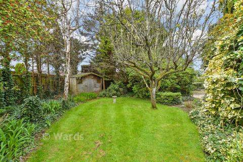 3 bedroom detached bungalow for sale, Swan Lane, Sellindge TN25