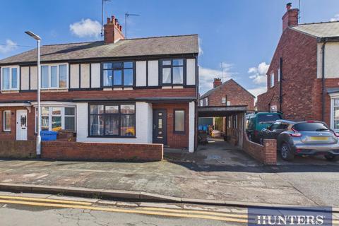 3 bedroom semi-detached house for sale, Savage Road, Bridlington