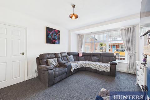 3 bedroom semi-detached house for sale, Savage Road, Bridlington