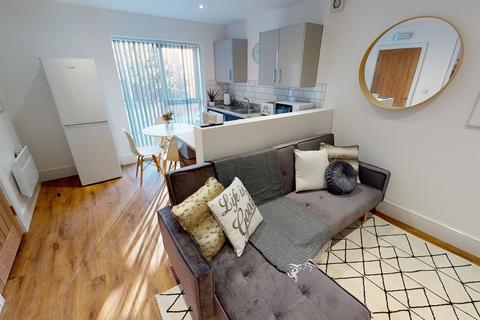 2 bedroom house to rent, Claude Street, Nottingham NG7