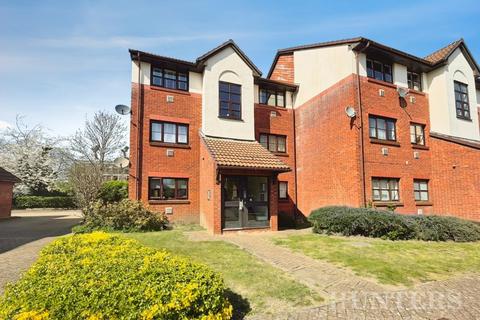 Poppy Close, Hackbridge