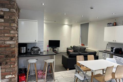6 bedroom house to rent, Radcliffe Road, West Bridgford NG2