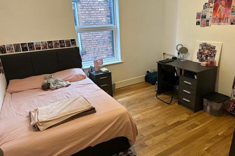 6 bedroom house to rent, Radcliffe Road, West Bridgford NG2