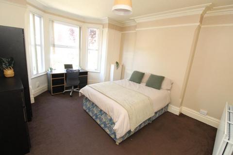 4 bedroom house to rent, Ella Road, West Bridgford NG2