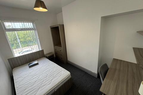 5 bedroom house to rent, Clough Road, Hull HU5