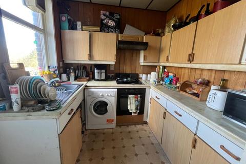 2 bedroom semi-detached house for sale, Gorsey lane, Ashton Under Lyne OL6