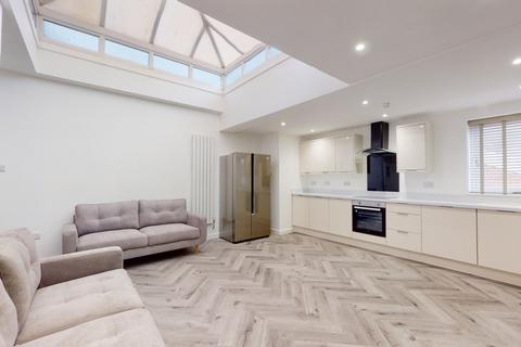 4 bedroom house to rent, Portland Apartments, Lincoln LN5