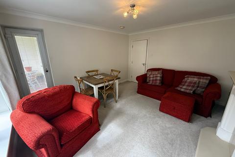 2 bedroom ground floor flat to rent, Belvedere Gardens, Newcastle upon Tyne, NE12