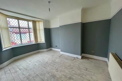 3 bedroom house to rent, Southdale Road, Birkenhead, CH42