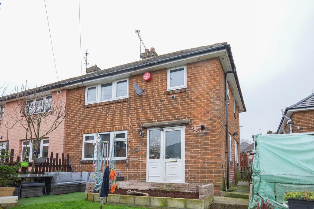 3 bedroom semi-detached house for sale