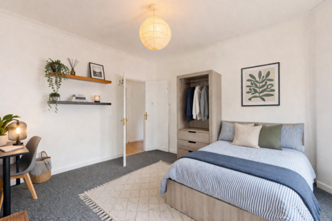 6 bedroom house to rent, Brentry Road, Bristol BS16
