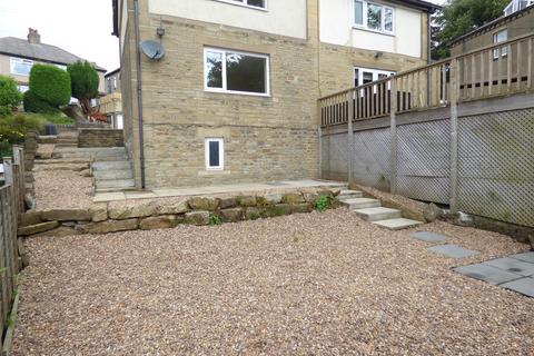 undefined, Kirk Lane, Hipperholme