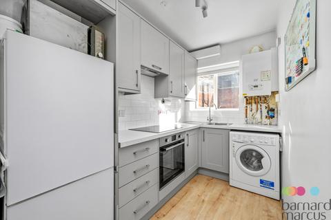 2 bedroom flat for sale, Granville Place, High Road, London