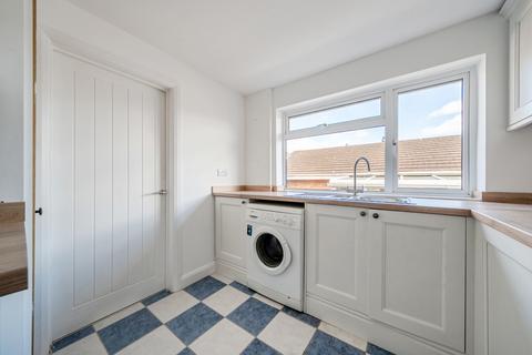 3 bedroom bungalow for sale, Bryn Close, Newtown, Powys, SY16