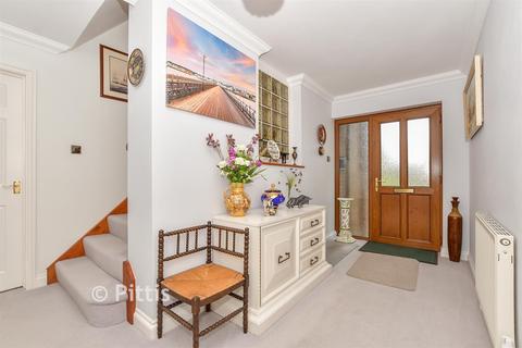 3 bedroom detached house for sale, Stonelands Park, Ryde, Isle of Wight