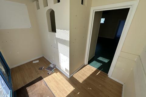 Retail property (high street) to rent, 109 Manor Dr N New Malden KT3 5PD