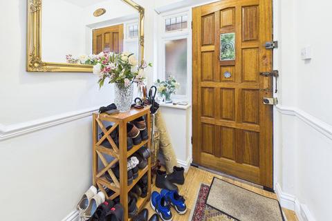 3 bedroom end of terrace house for sale, Wadham Gardens, Greenford, UB6
