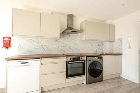 1 bedroom apartment to rent, 28-32 Desborough Street, High Wycombe HP11