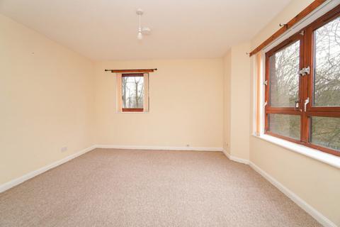 2 bedroom flat for sale, Fairways View, Hardgate