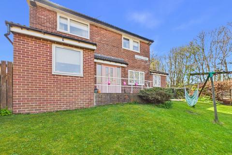 4 bedroom semi-detached house for sale, Gosforth Terrace, Felling, NE10