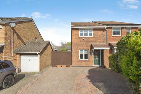 Doveney Close, Orpington, BR5