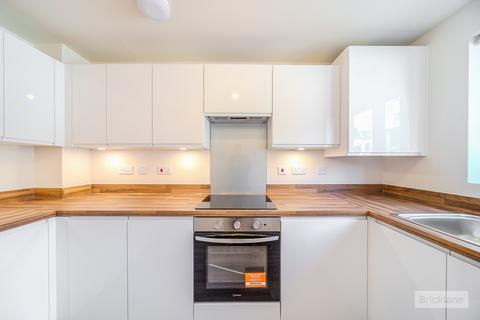 3 bedroom house to rent, Bronte Avenue, Milton Keynes, MK4