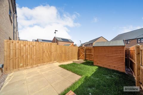 3 bedroom house to rent, Bronte Avenue, Milton Keynes, MK4