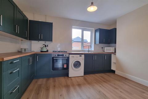 2 bedroom semi-detached house for sale, Hollywood Lane, Hollywood