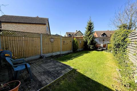 2 bedroom semi-detached house for sale, Ivel Road, Shefford, SG17