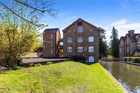 1 bedroom flat for sale, Grove Mill Lane, Watford, WD17