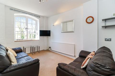 1 bedroom flat for sale, Grove Mill Lane, Watford, WD17