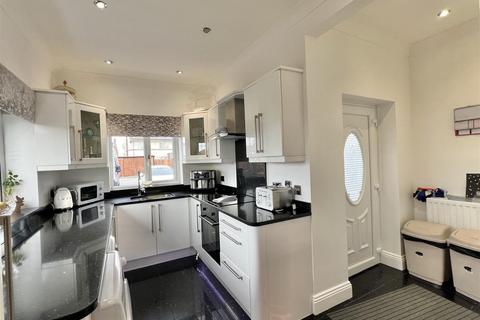 3 bedroom semi-detached house for sale, Geneva Road, Darlington