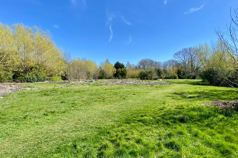 6 bedroom detached house for sale, Manthorpe Road, Grantham, NG31