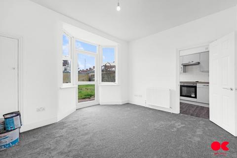 2 bedroom end of terrace house to rent, Gooseley Lane, East Ham E6