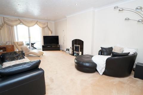2 bedroom semi-detached bungalow for sale, Kentmere, Wrose, Bradford