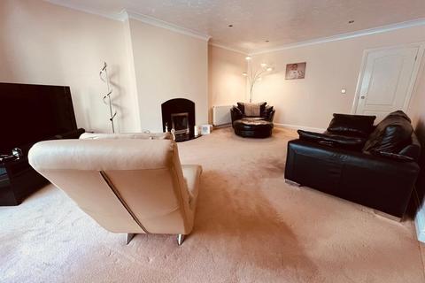 2 bedroom semi-detached bungalow for sale, Kentmere, Wrose, Bradford