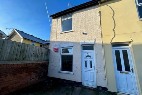 2 bedroom end of terrace house to rent, Pauline Street, IPSWICH