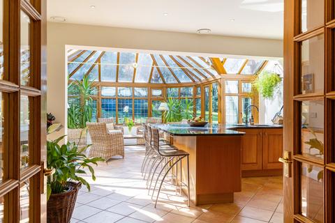 2 bedroom detached bungalow for sale, Fairway, Wentworth Estate