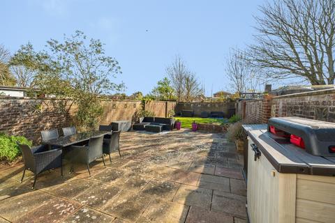 3 bedroom semi-detached house for sale, Eastern Avenue, Shoreham-By-Sea